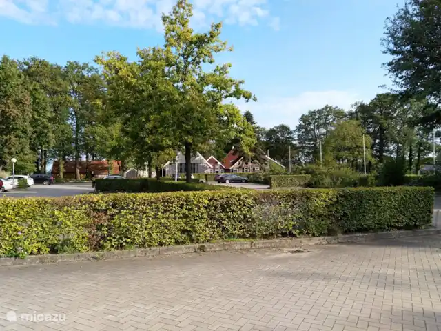 Het vakantiehuisje ligt bij de Country en Golfclub Winterswijk.